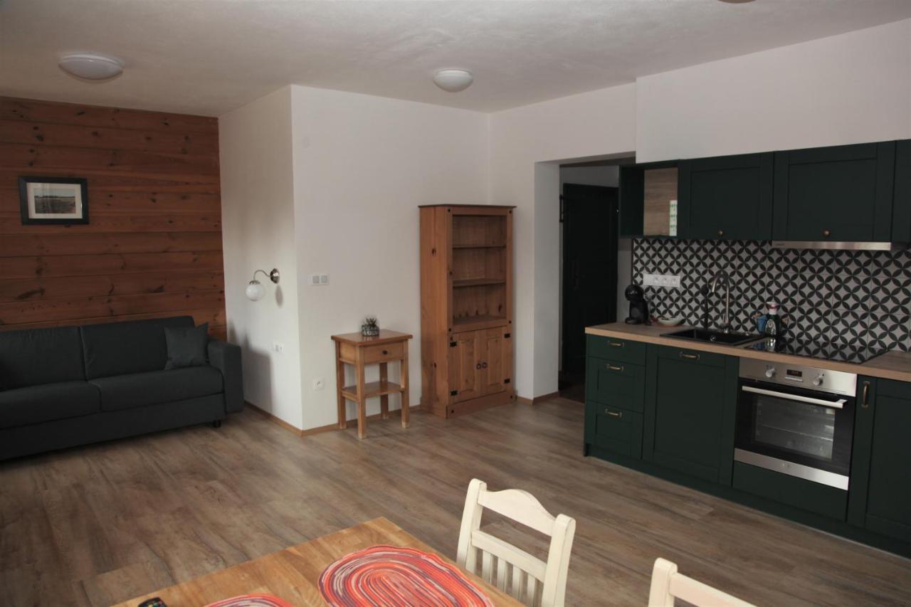 Aparthotel Madr Modrava Extérieur photo